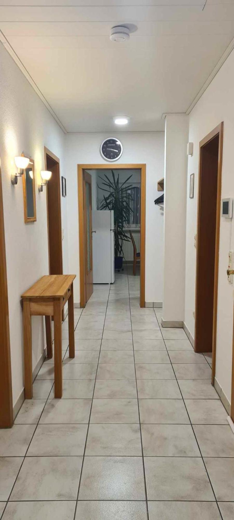 Gemuetliche 120 Qm Ferienwohnung Mit Balkon Adelsdorf Kültér fotó